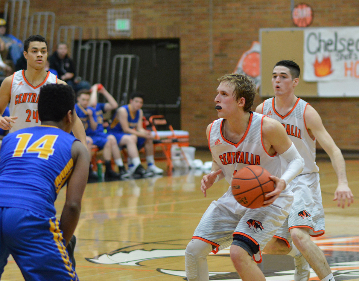 High-Scoring Bailey Has Centralia Peaking at the Right ...