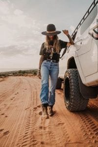 Never Ending Threads
