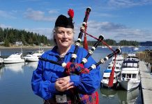 Bagpiper Bev York of Tenino