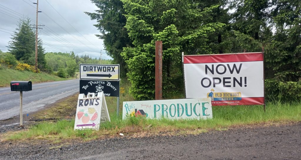 Ron's Produce Stand Lewis County